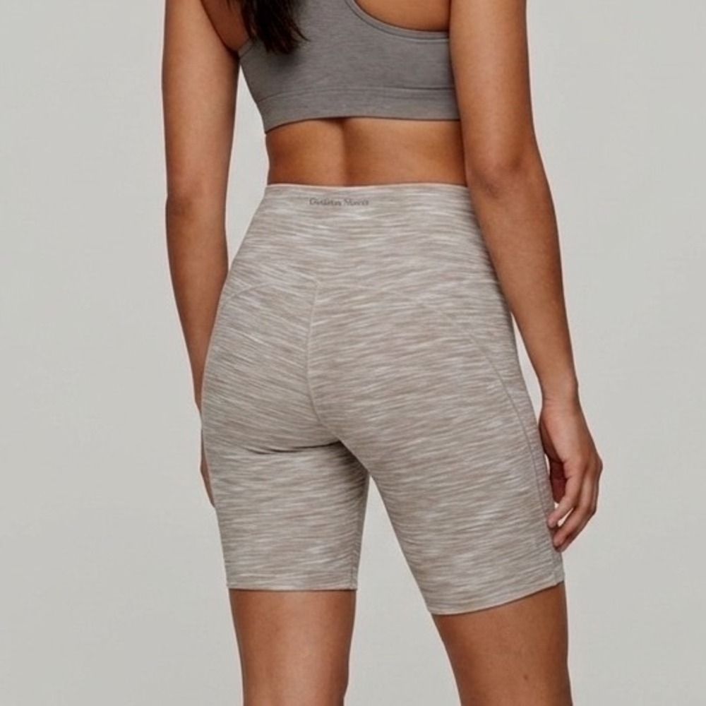 Outdoor Voices Space Dye Biker Shorts Tan White High Rise Athletic Womens Size M